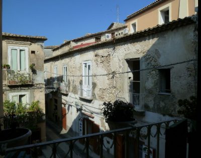 Elegante Appartamento In Palazzo Del 1600,centro Tropea