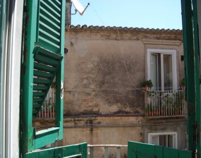 Elegante Appartamento In Palazzo Del 1600,centro Tropea