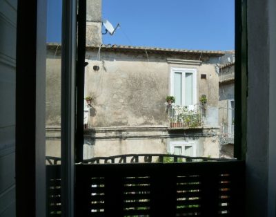 Elegante Appartamento In Palazzo Del 1600,centro Tropea