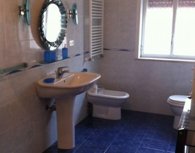 Appartamento In Zona Centrale A Due Passi Dal Mare