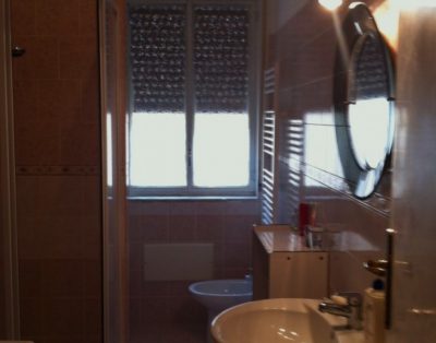 Appartamento In Zona Centrale A Due Passi Dal Mare