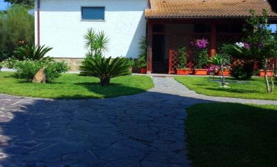 Casa Immersa Nel Verde A Pochi Km. Dal Lido