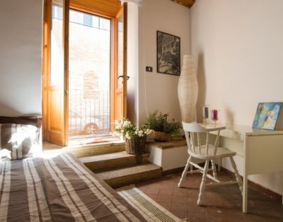 Dentro Le Mura (casa Vacanze Nel Centro Di Catania)