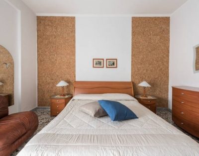 Appartamento A 100 Mt. Dal Policlinico E 300mt Stazione Bari