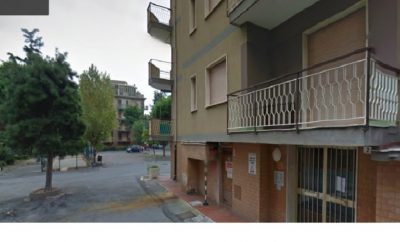 Monolocale In Zona Tranquilla Con Parcheggio Privato