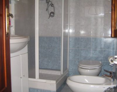 Central Just 30 M. From The Sea