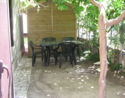 Central Just 30 M. From The Sea