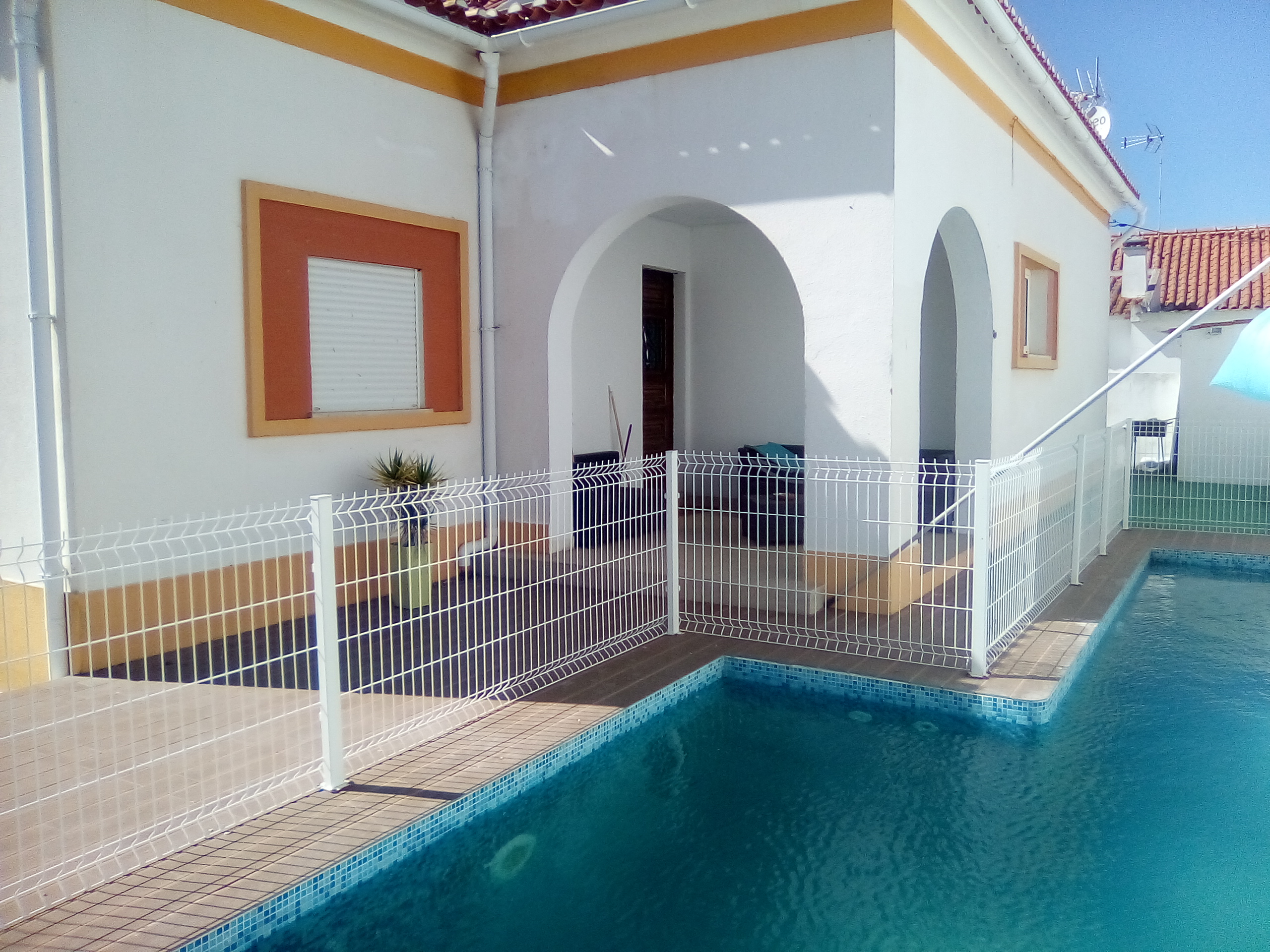 Sra. Catarina Marques