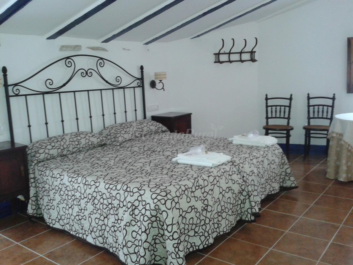 ASSUMPCIÓ OLIVARES MONZÓ