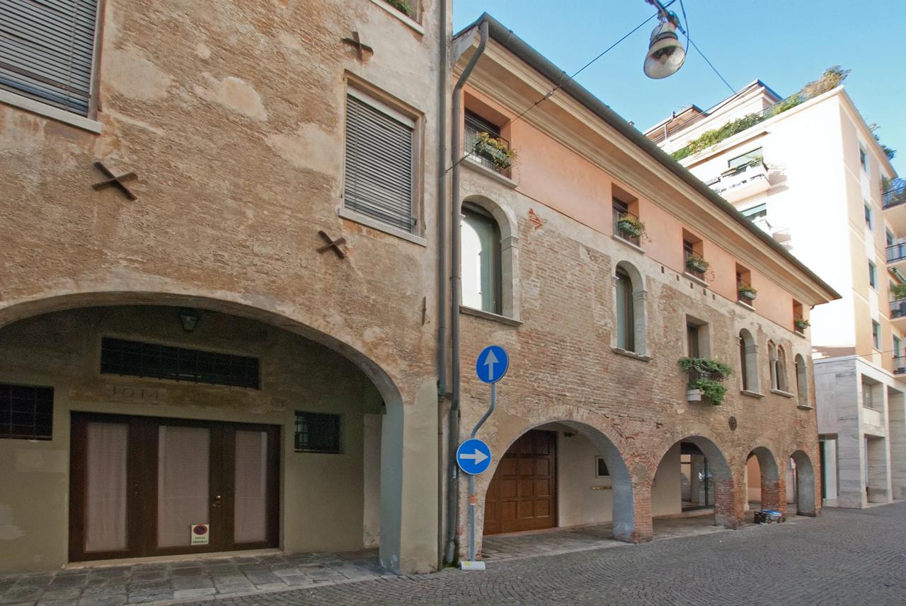 Apartment Deluxe Isola Di Mezzo